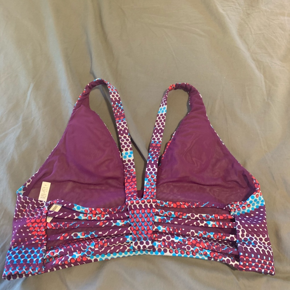 Victoria Secret Sports Bra - Picture 2 of 3